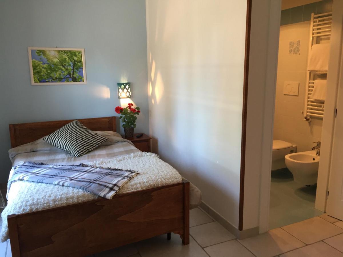 Casa Mita Bed & Breakfast Pulsano Bagian luar foto