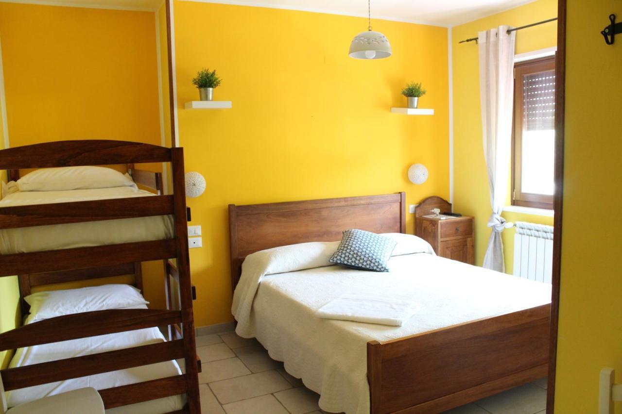 Casa Mita Bed & Breakfast Pulsano Bagian luar foto