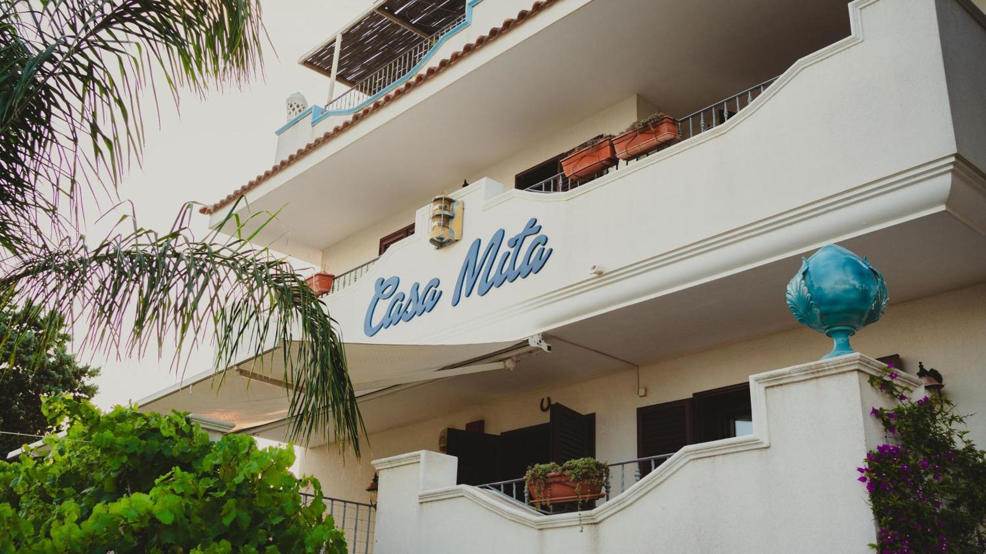 Casa Mita Bed & Breakfast Pulsano Bagian luar foto