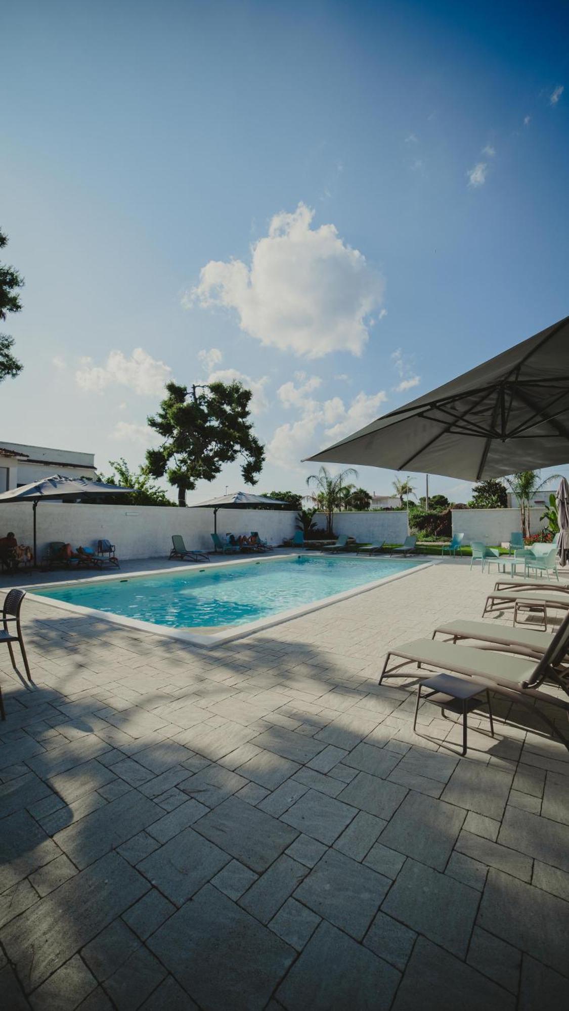 Casa Mita Bed & Breakfast Pulsano Bagian luar foto