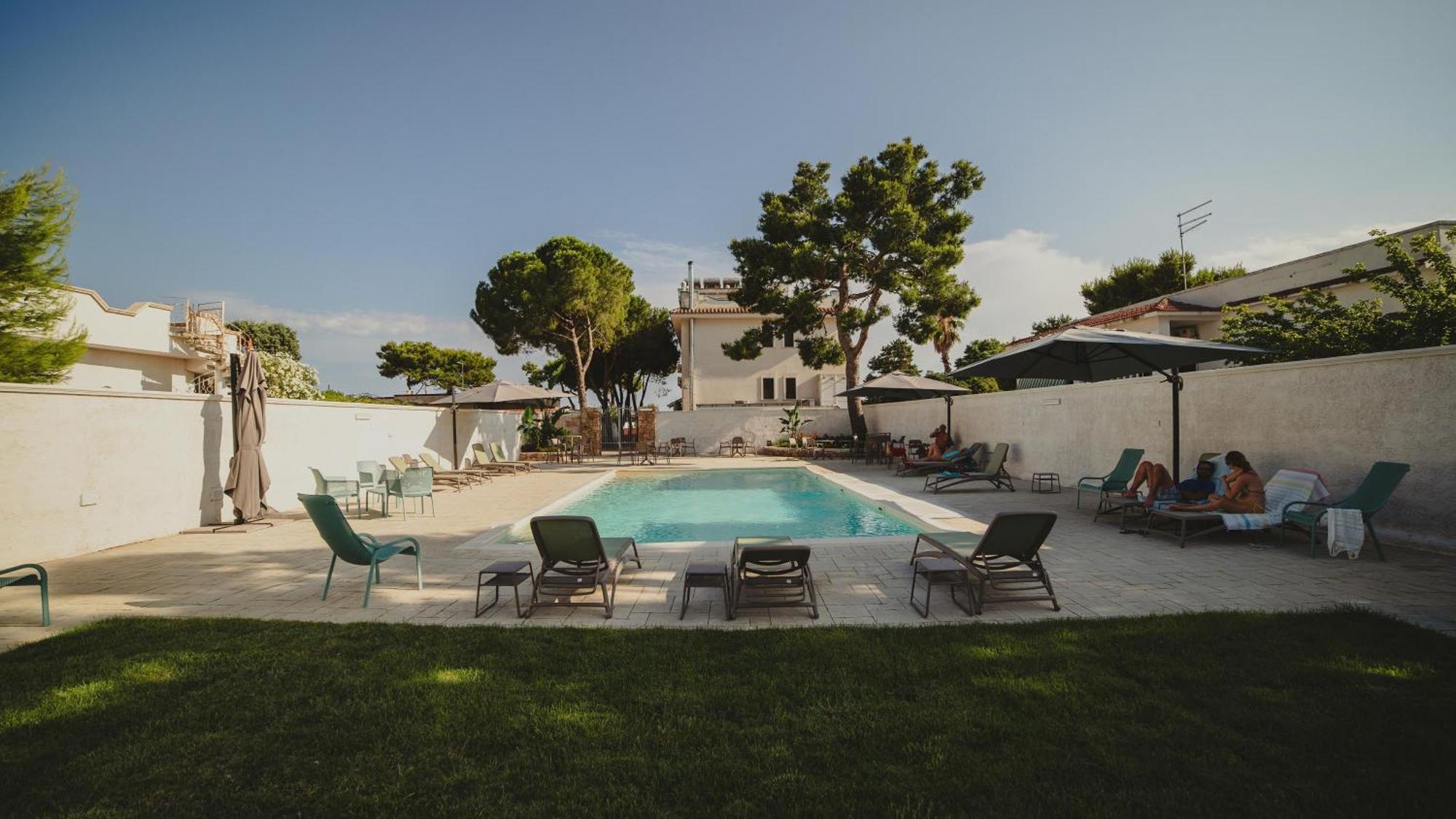 Casa Mita Bed & Breakfast Pulsano Bagian luar foto